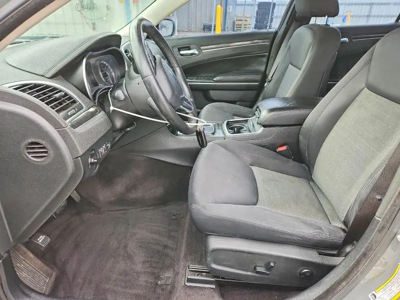 2018 CHRYSLER 300 TOURING  