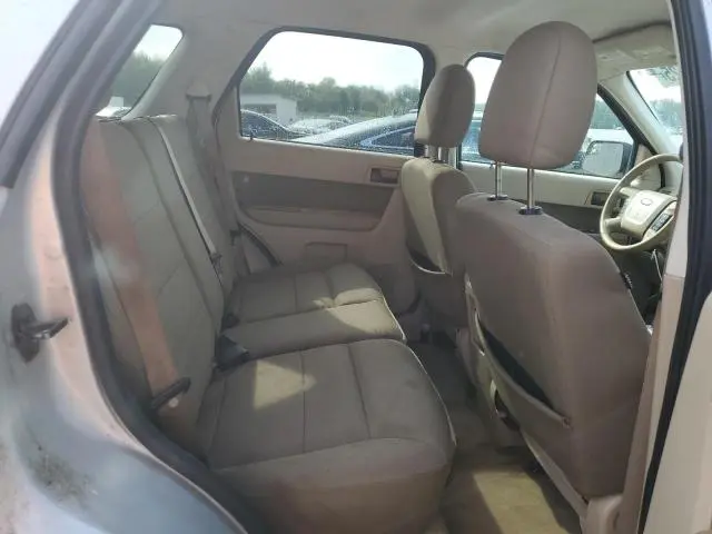 2010 FORD ESCAPE XLT  