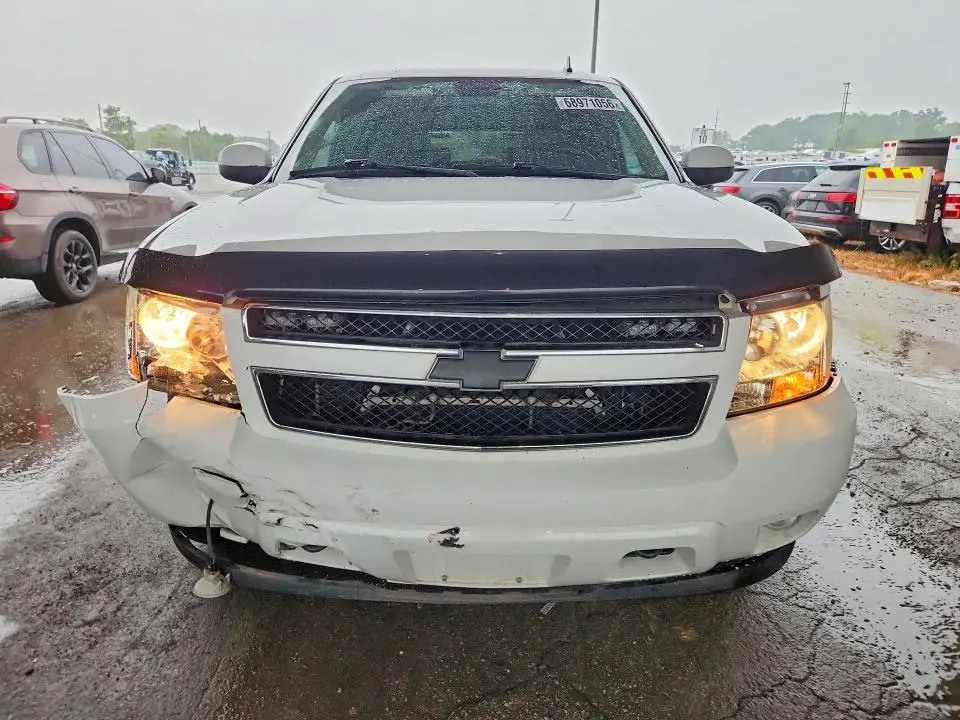 2013 CHEVROLET SUBURBAN K1500 LT  