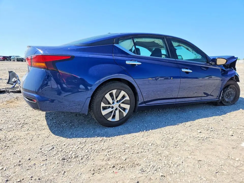 2020 NISSAN ALTIMA S  