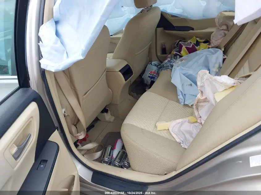 2017 TOYOTA CAMRY LE