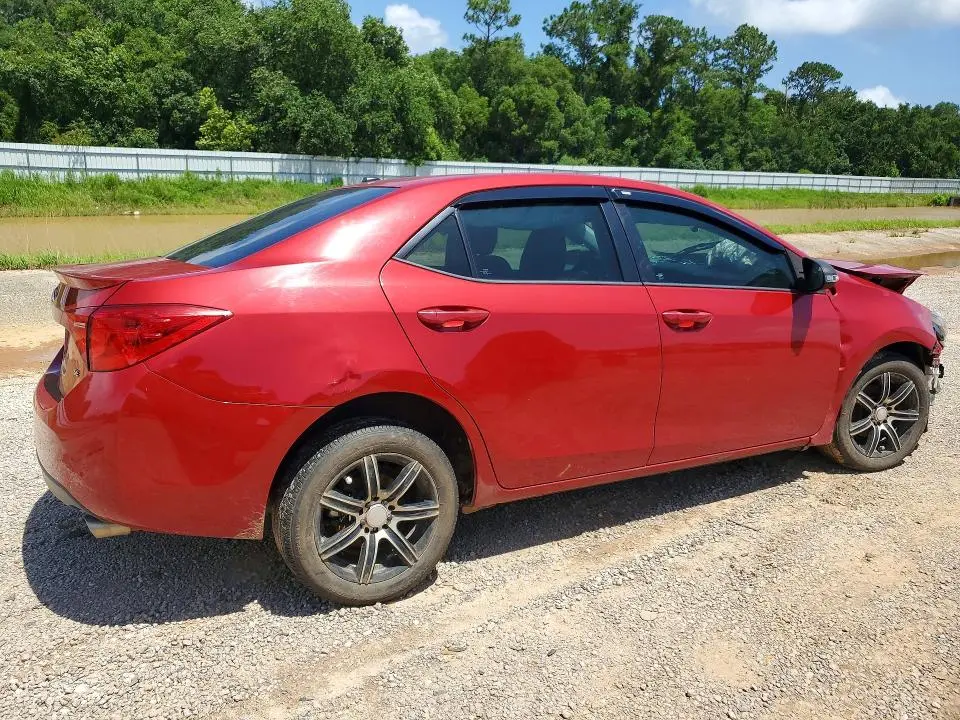 2017 TOYOTA COROLLA SE  