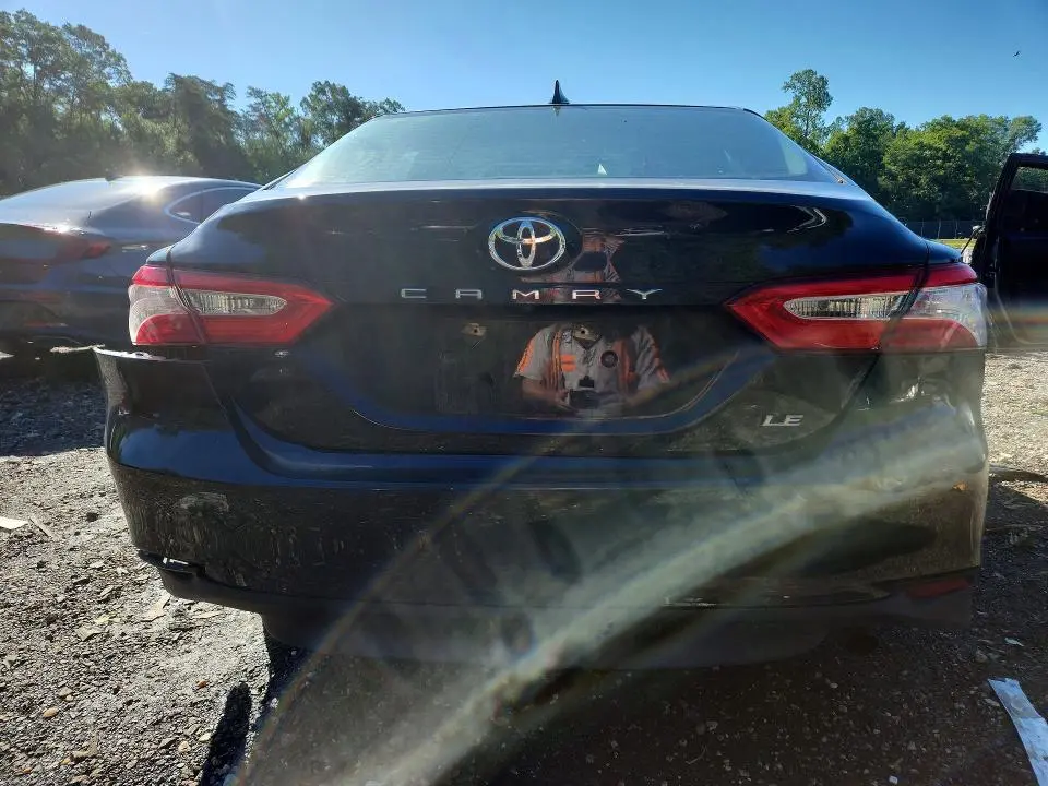 2019 TOYOTA CAMRY LE  
