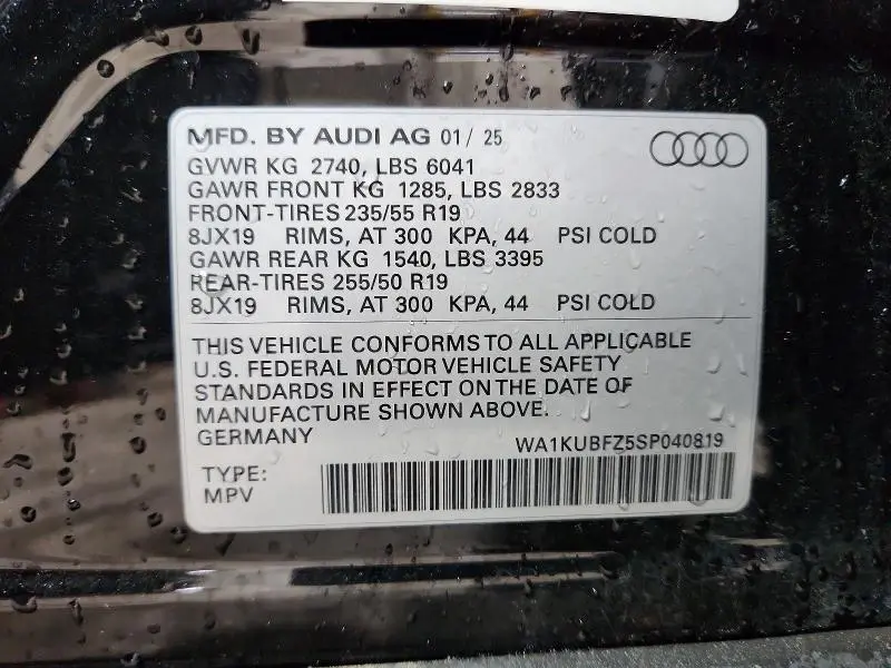 2025 AUDI Q4 E-TRON PREMIUM  