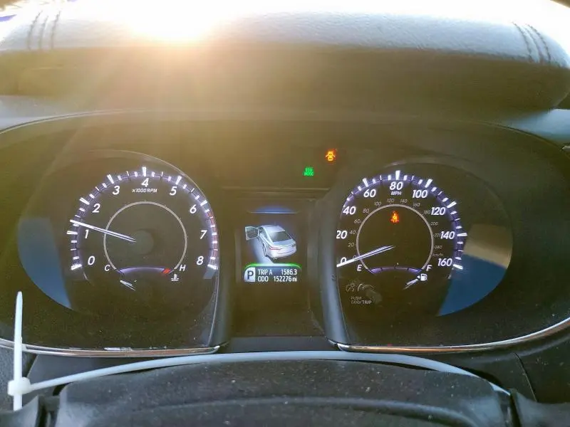 2016 TOYOTA AVALON XLE  