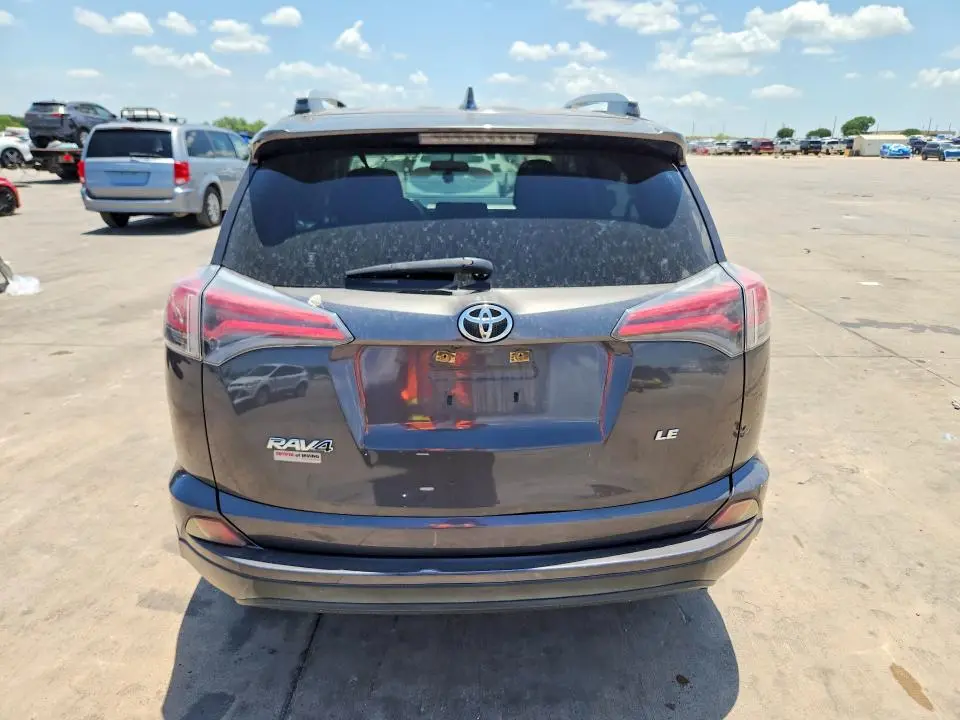 2016 TOYOTA RAV4 LE  