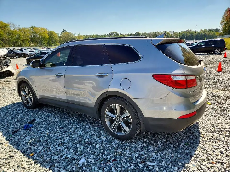 2016 HYUNDAI SANTA FE SE  