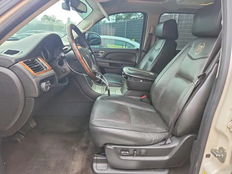 2013 CADILLAC ESCALADE ESV PLATINUM  