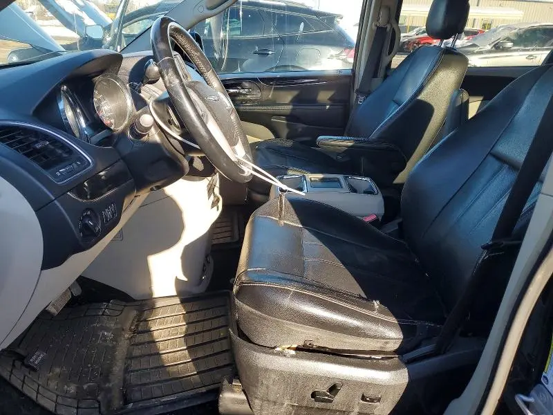 2014 CHRYSLER TOWN & COUNTRY TOURING  