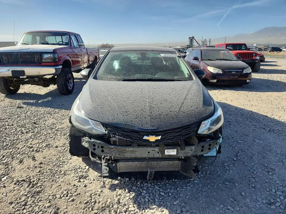 2018 CHEVROLET CRUZE LT  