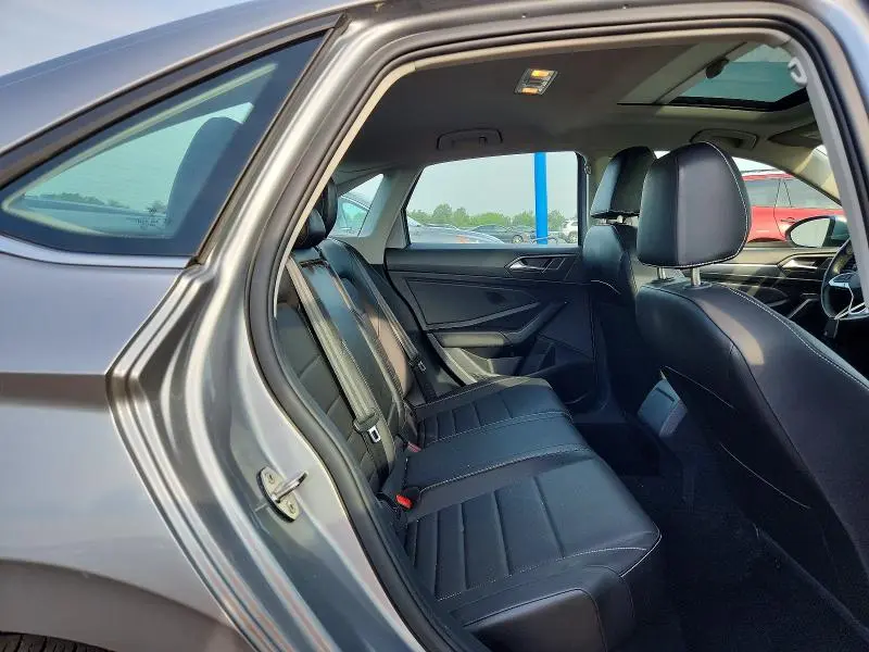 2024 VOLKSWAGEN JETTA SE  