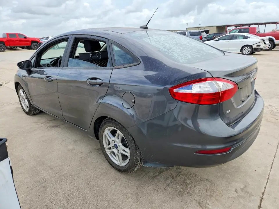 2017 FORD FIESTA SE  