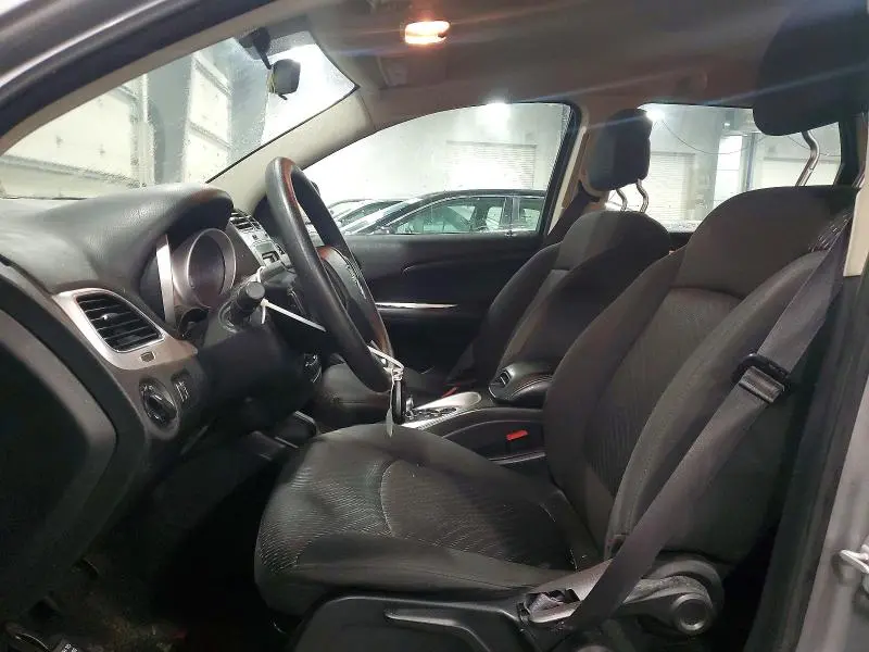 2015 DODGE JOURNEY SE  