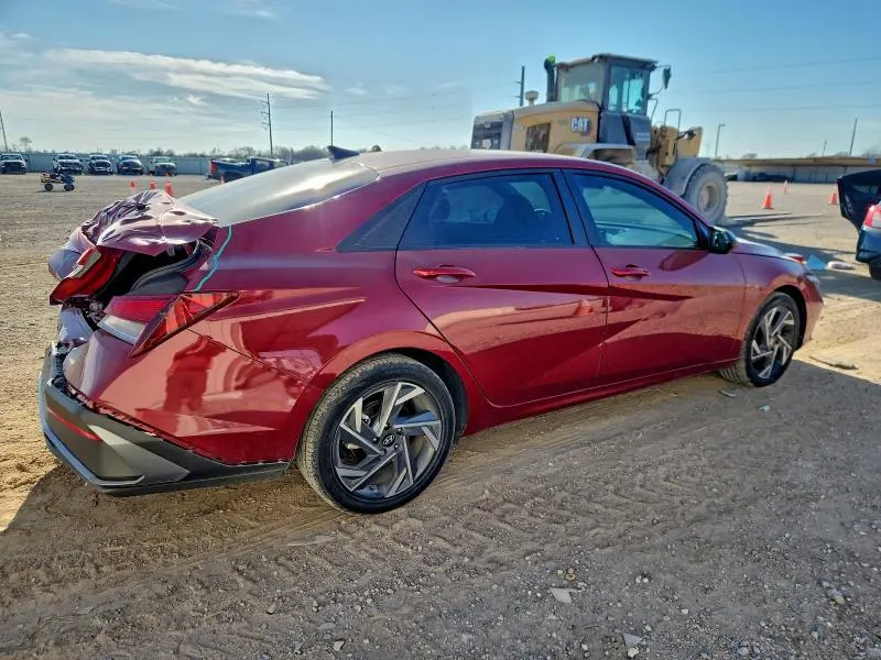 2025 HYUNDAI ELANTRA SEL SPORT  