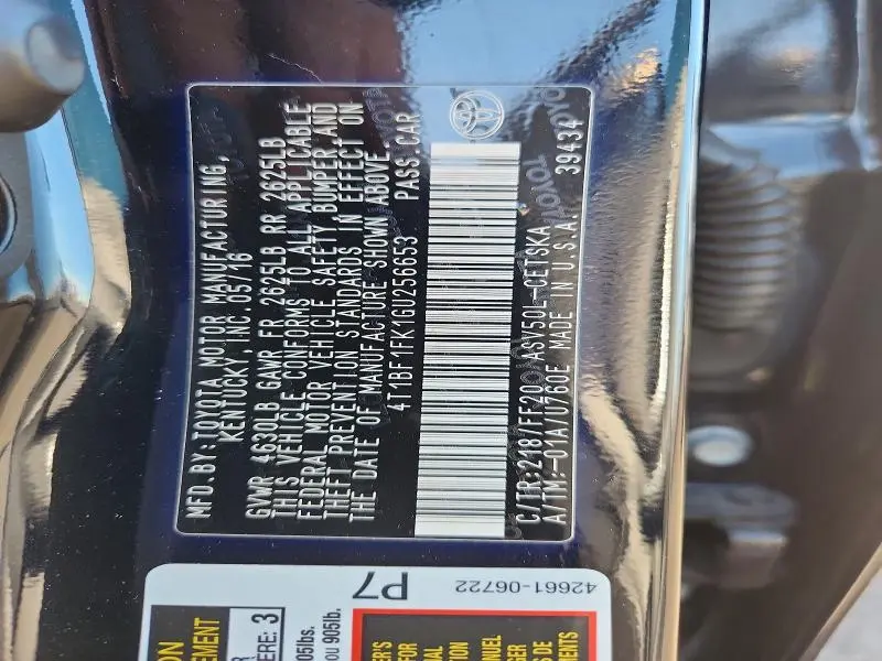 2016 TOYOTA CAMRY LE  