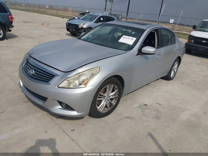 2012 INFINITI G37X  