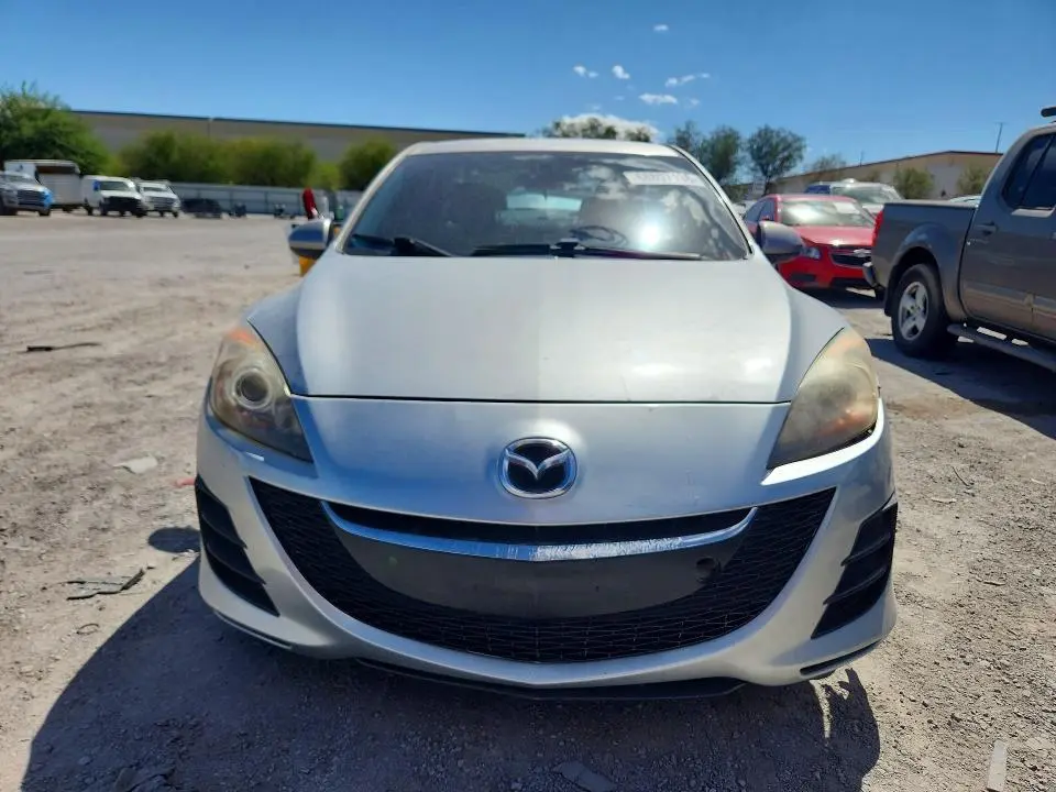 2010 MAZDA 3 I  