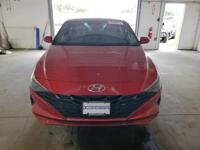 2021 HYUNDAI ELANTRA SE  