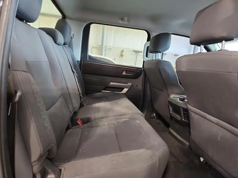 2022 TOYOTA TUNDRA SR5  