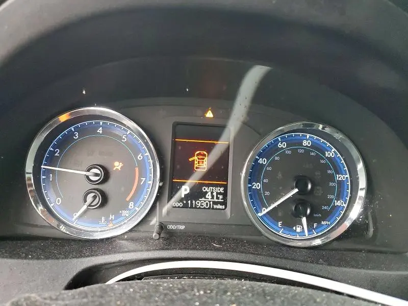 2017 TOYOTA COROLLA L  