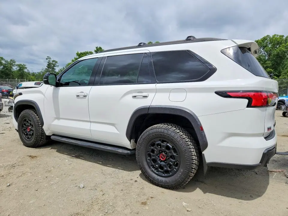 2023 TOYOTA SEQUOIA TRD PRO  
