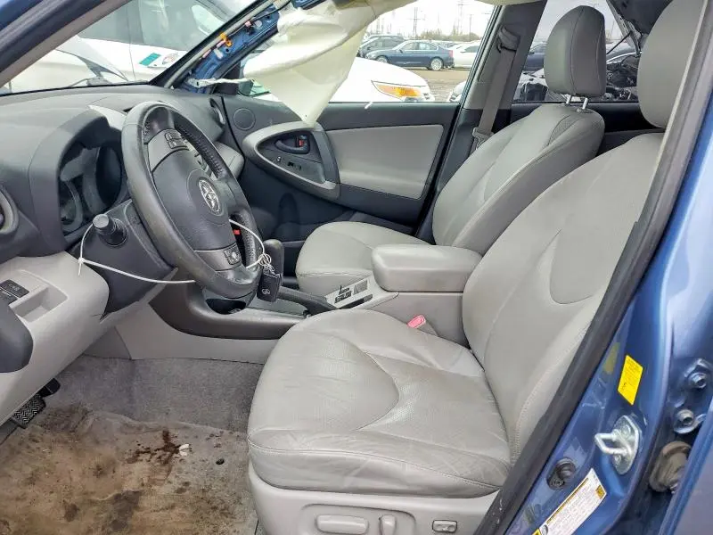 2010 TOYOTA RAV4 LIMITED  