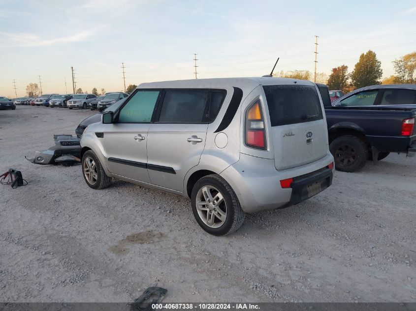 2011 KIA SOUL +