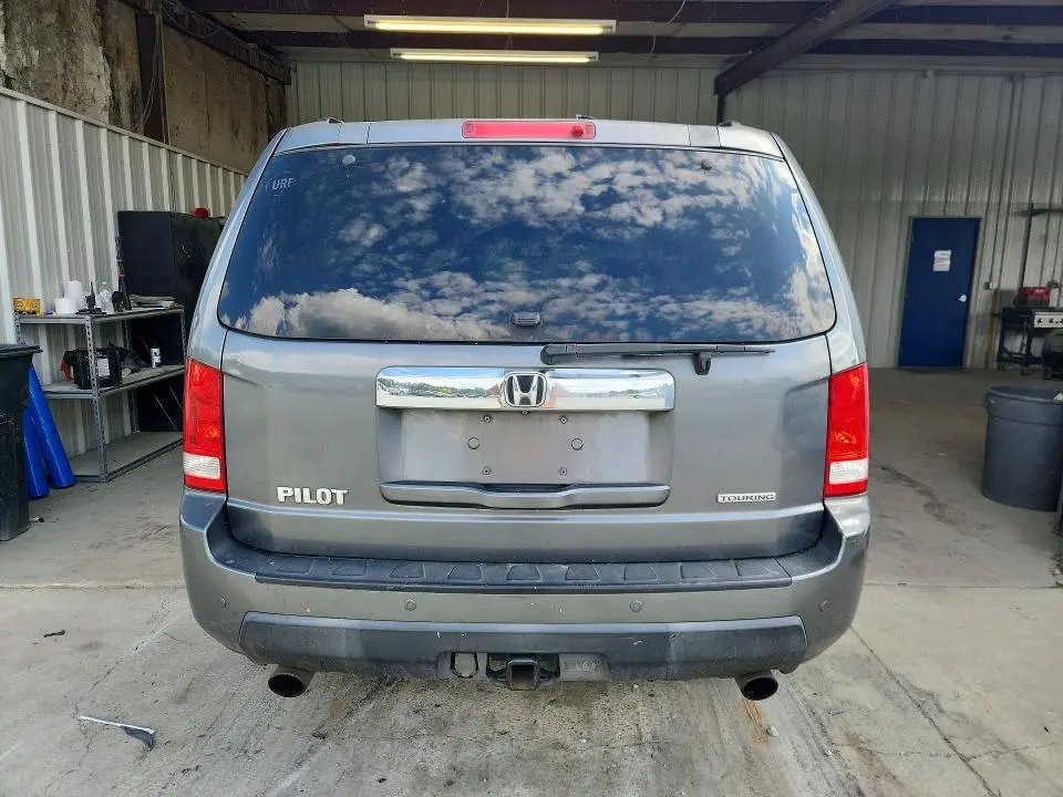 2010 HONDA PILOT TOURING  
