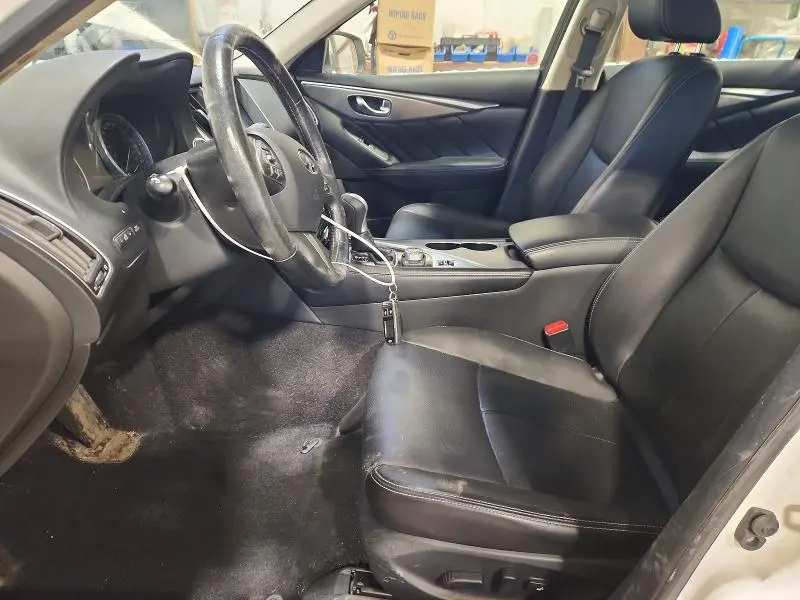 2015 INFINITI Q50 BASE  