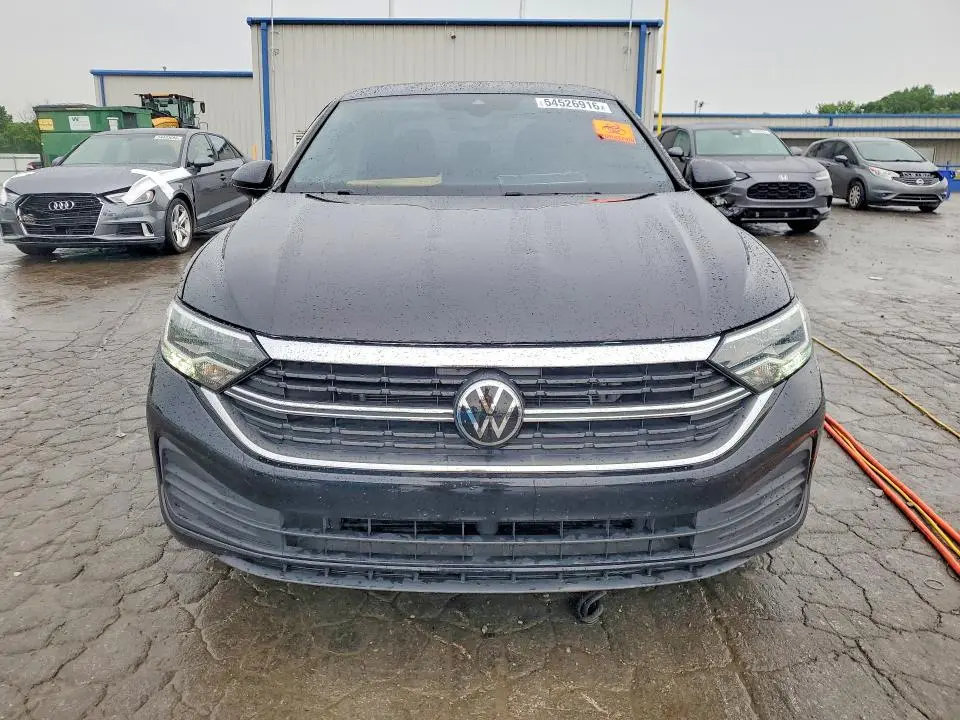 2024 VOLKSWAGEN JETTA SE  