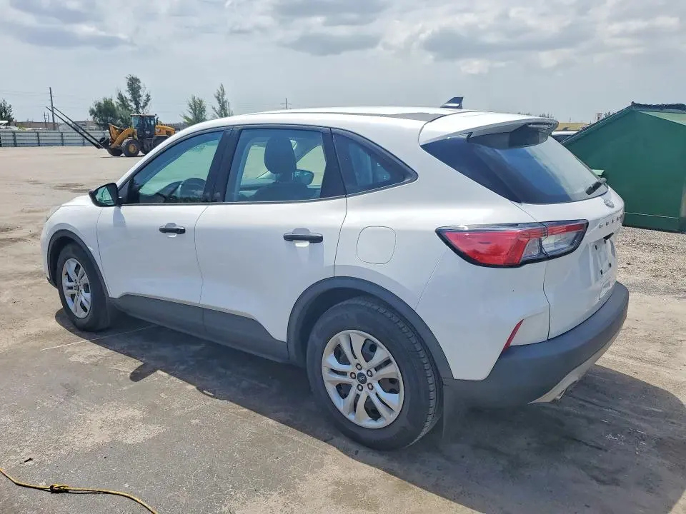 2022 FORD ESCAPE S  