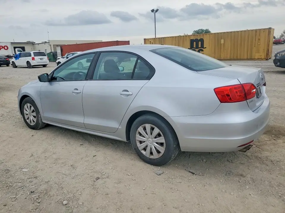 2013 VOLKSWAGEN JETTA BASE  
