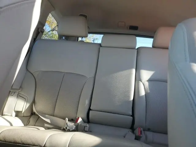 2011 SUBARU OUTBACK 2.5I LIMITED  