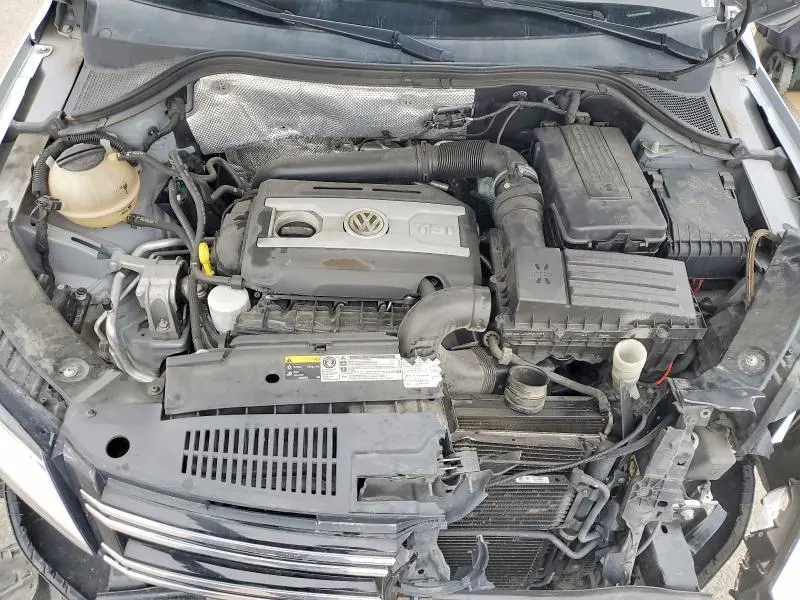 2015 VOLKSWAGEN TIGUAN   