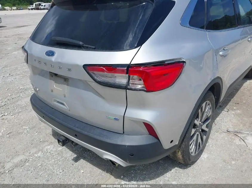 2020 FORD ESCAPE TITANIUM