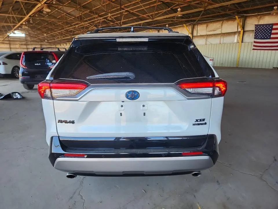 2024 TOYOTA RAV4 XSE  