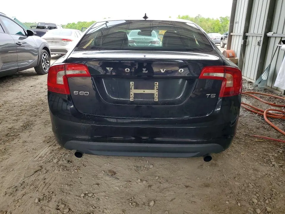 2012 VOLVO S60 T5  