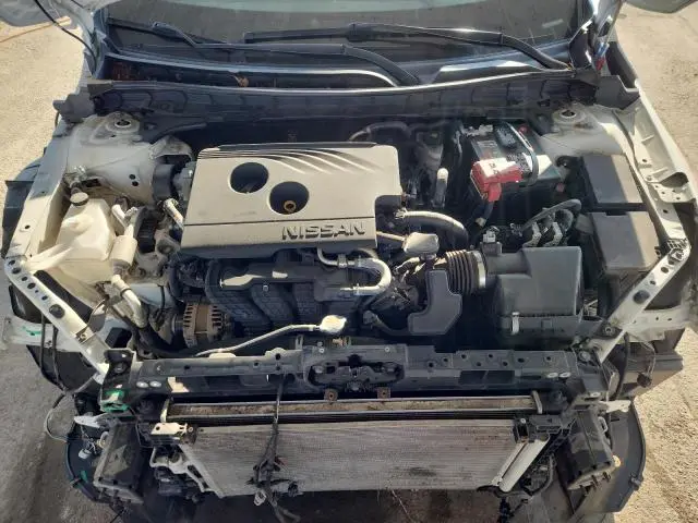 2019 NISSAN ALTIMA SR  