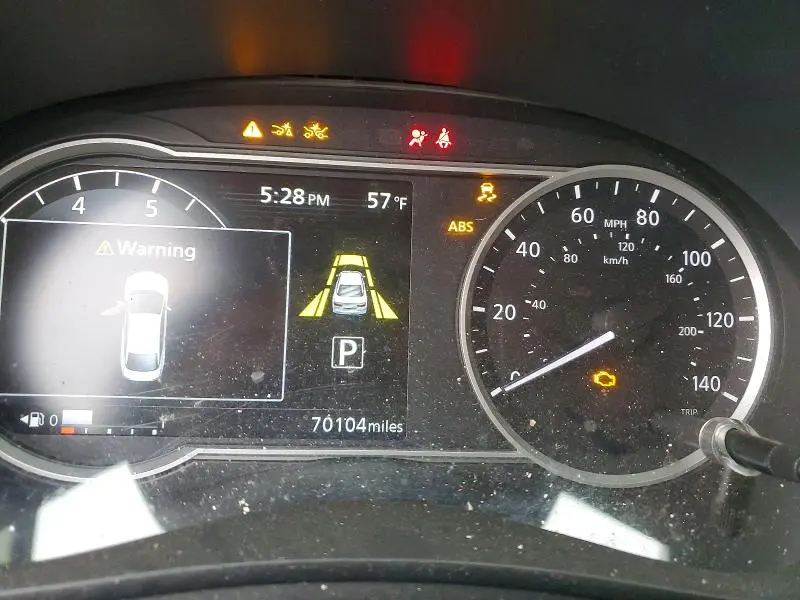 2020 NISSAN VERSA SV  