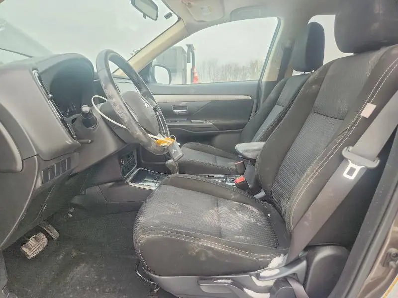 2018 MITSUBISHI OUTLANDER SE  