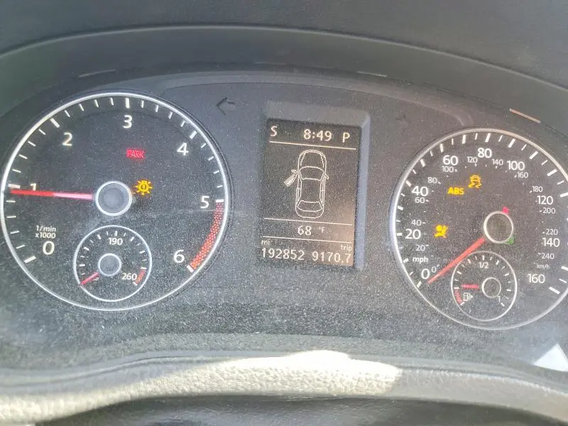 2014 VOLKSWAGEN PASSAT SE  
