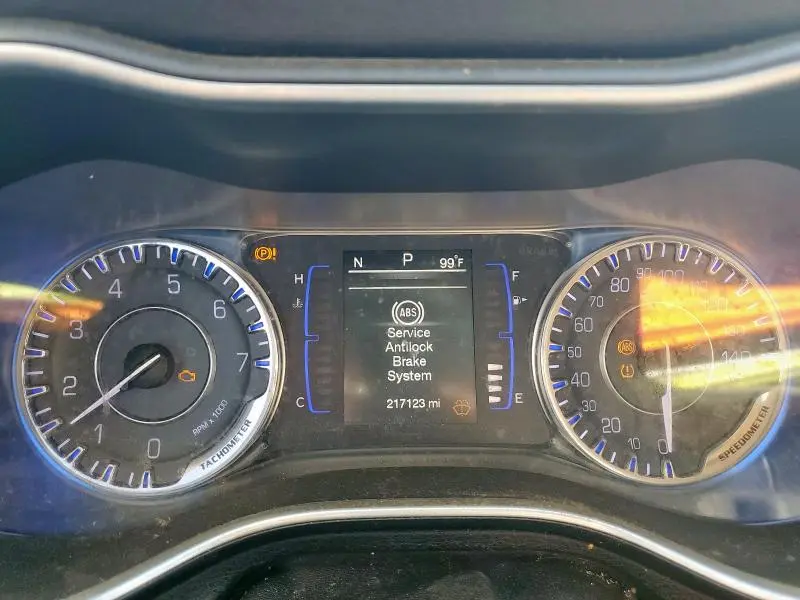 2016 CHRYSLER 200 LIMITED  