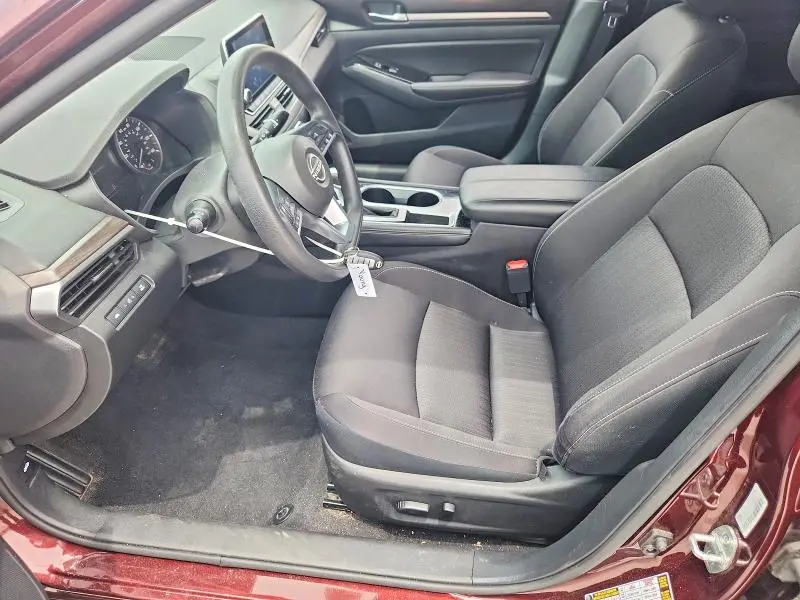 2023 NISSAN ALTIMA SV  