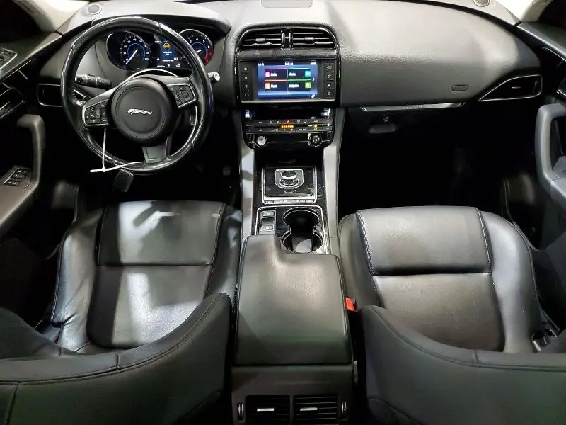 2017 JAGUAR F-PACE PREMIUM  