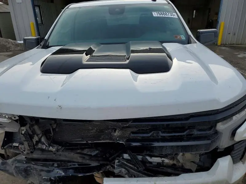 2024 CHEVROLET SILVERADO K1500 LT TRAIL BOSS  