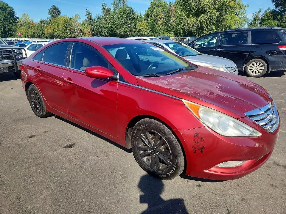 2013 HYUNDAI SONATA GLS  
