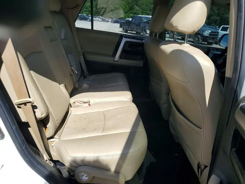 2013 TOYOTA 4RUNNER SR5  