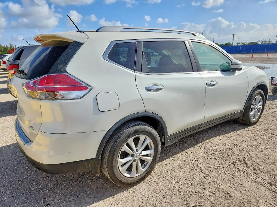 2016 NISSAN ROGUE SL  
