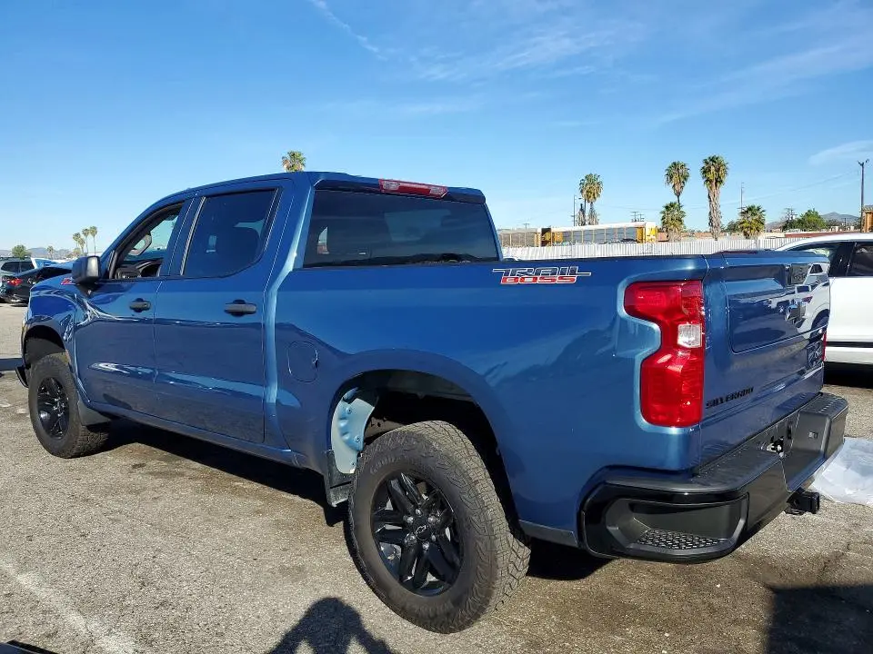 2024 CHEVROLET SILVERADO K1500 TRAIL BOSS CUSTOM  