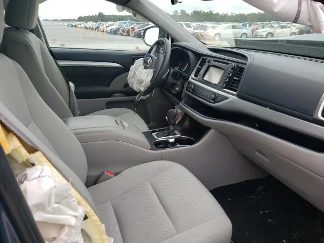 2019 TOYOTA HIGHLANDER LE